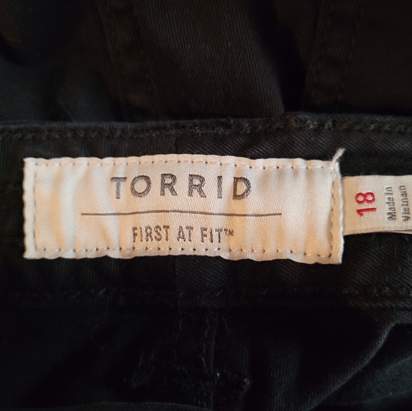 Aviator crop pants - Picture 3 of 3